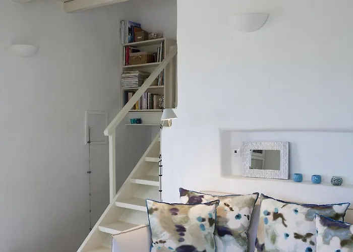 Sea Paros With Panoramic Views Over Naoussa Bay فيلة